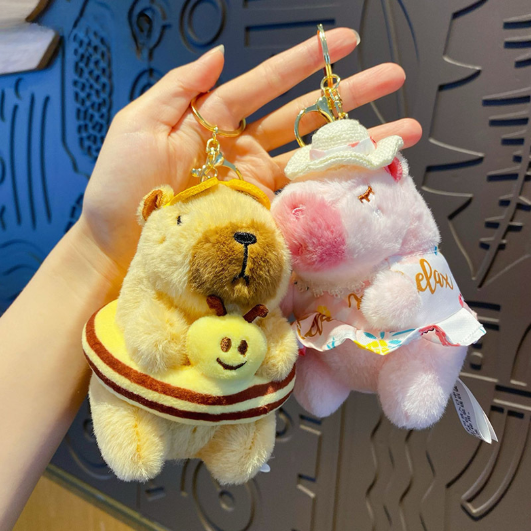 Relaxed Capy Plush Keychain