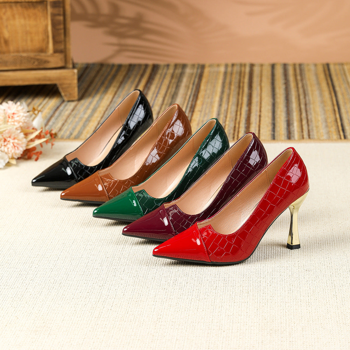 Pointed Toe Stiletto Patent Leather Low-Cut Single High Heels