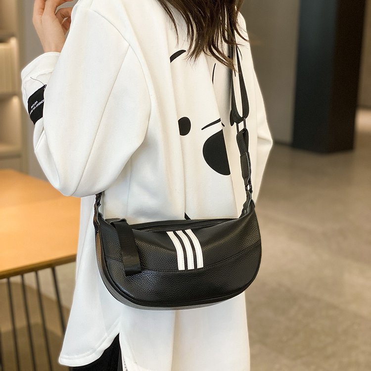 Sienna Cowhide Dumpling Shoulder Bag